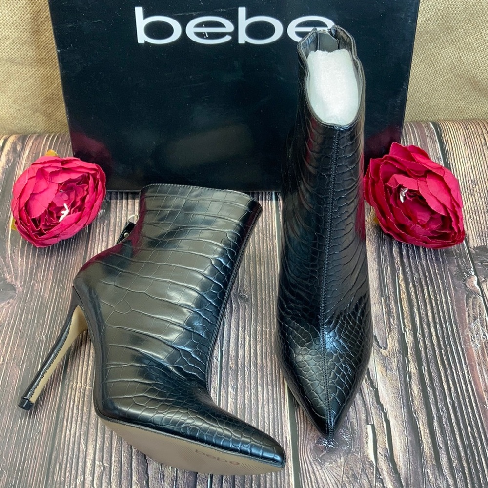 Bebe Black Dasha Dress Booties 7M